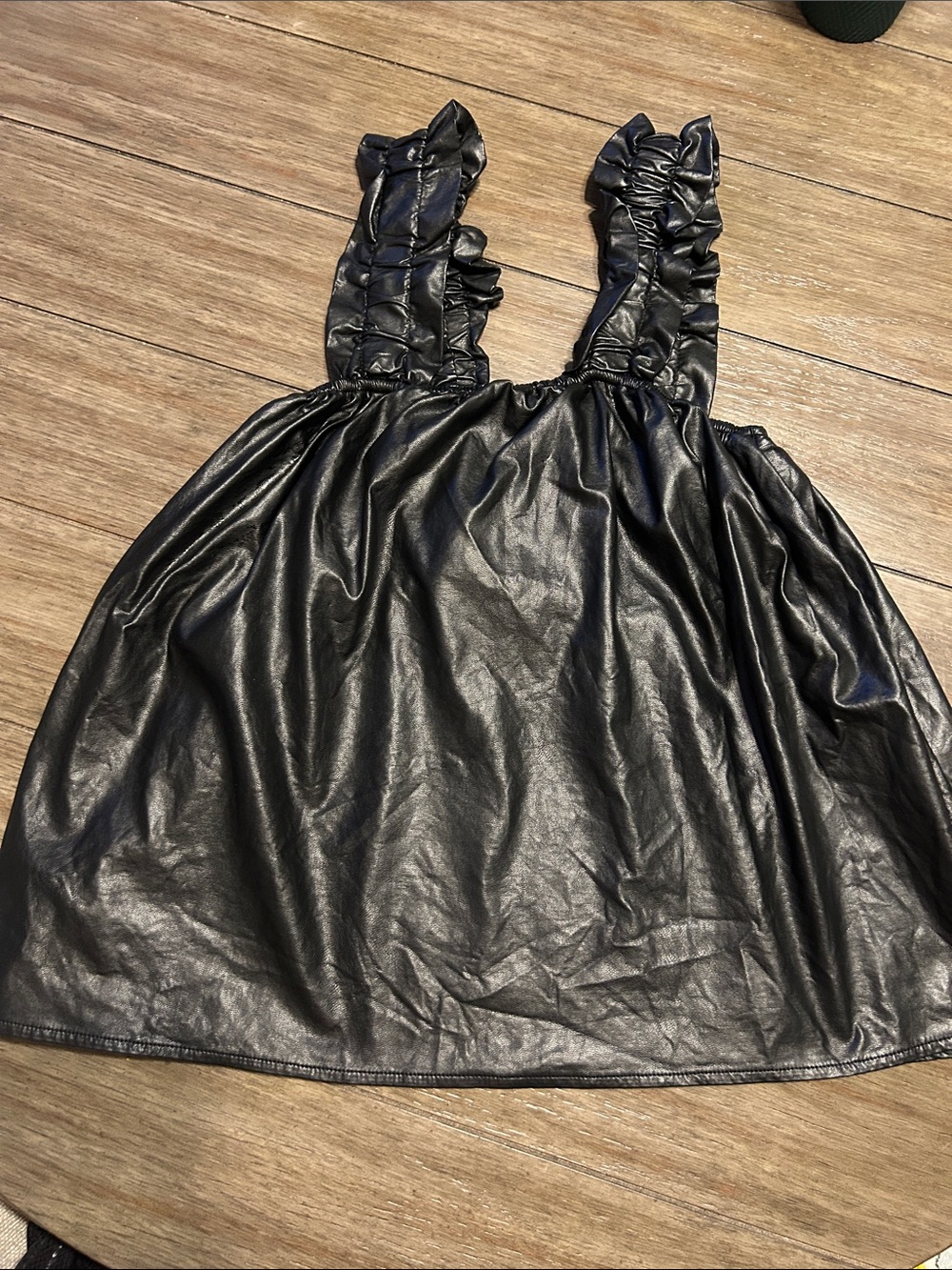 Women’s Faux Leather Ruffle Strap top size large by glam